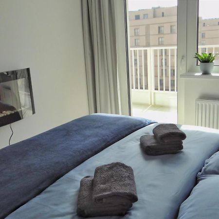 Top Urban Apartment - Free Parking, Green Energy, Modern Style Братислава Екстериор снимка